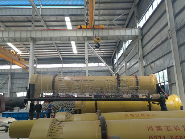 駐馬店西平的客戶(hù)，您采購(gòu)的豬糞烘干機(jī)已發(fā)出，請(qǐng)查收